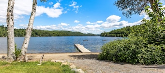 Brand new home w/lake access, dock, swim float, deck & gas grill - pet friendly