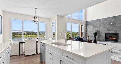 Stunning Executive Home » Central AC » King Bed