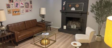 Télévision, cheminée