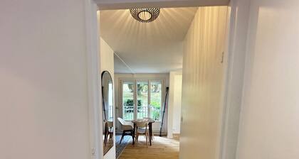 Confort et verdure : moderne 2 piĂšces avec Parking Ă Domont