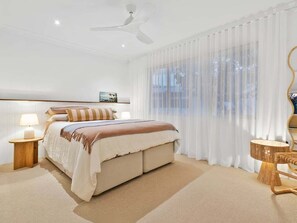 2 bedrooms, iron/ironing board