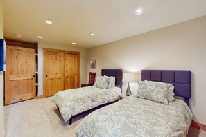 2 Schlafzimmer, Bügeleisen/Bügelbrett, Internetzugang, Bettwäsche