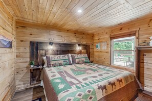 3 habitaciones, tabla de planchar con plancha, internet y ropa de cama 