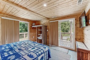 3 chambres, fer et planche à repasser, accès Internet, draps fournis