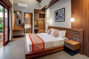 Soundproofing, free WiFi - Pondok Arya Kuta Villas by Kamara (Kuta)