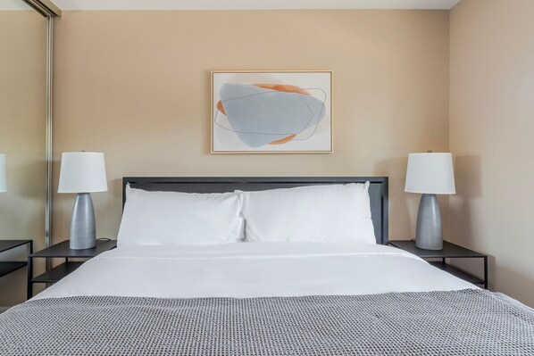 2 bedrooms, iron/ironing board, WiFi, bed sheets