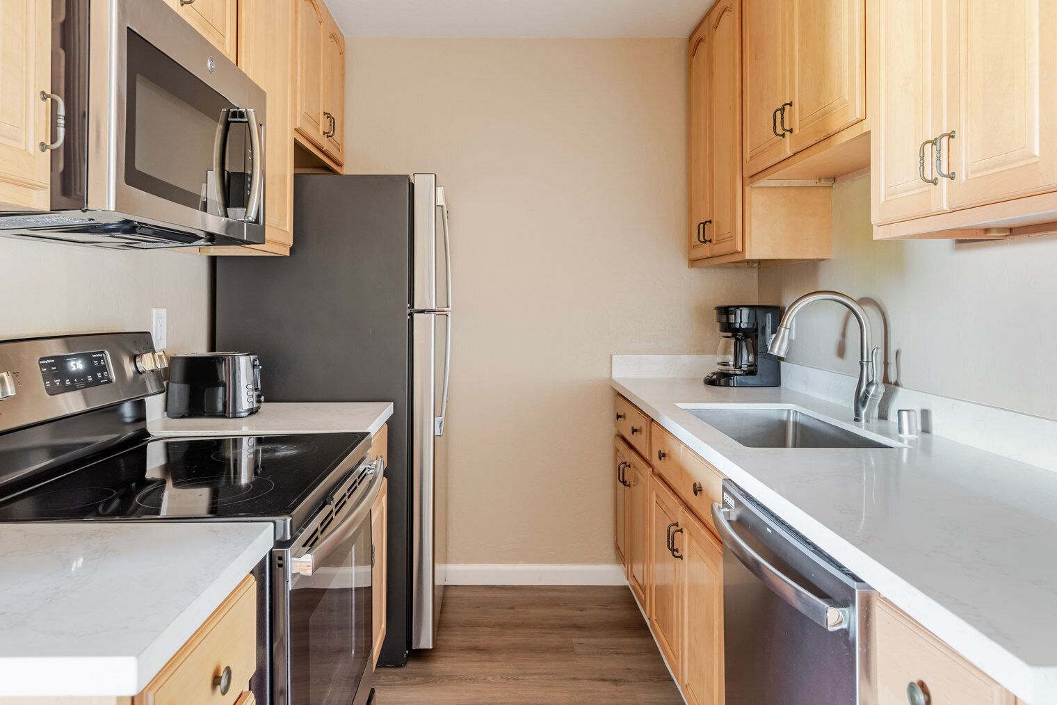 Fridge, microwave, oven, dishwasher