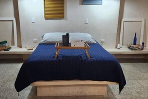 1 camera, ferro/asse da stiro, Wi-Fi, lenzuola