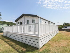 Exterior - 69 The Paddocks (Carmarthen)