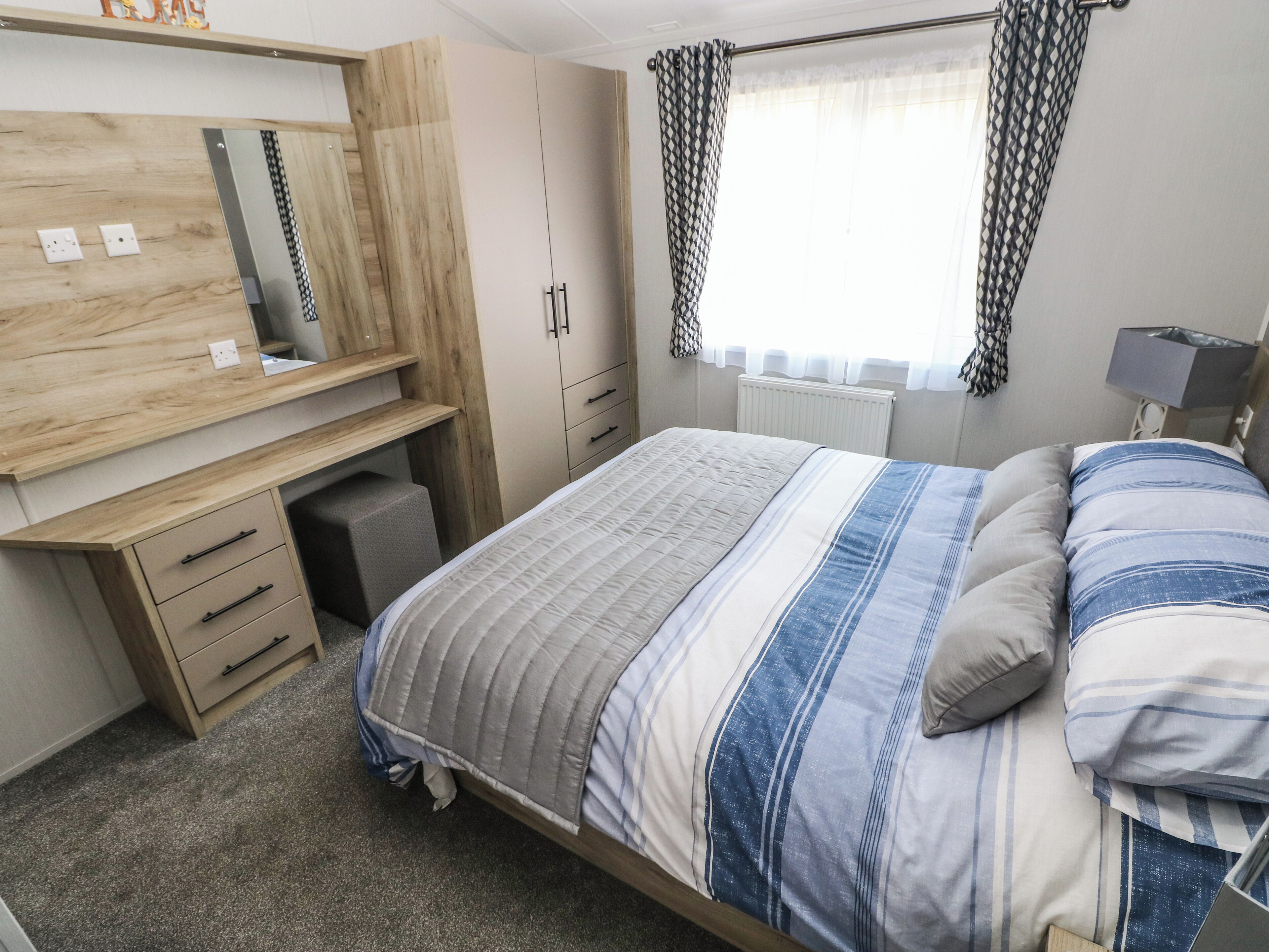 3 bedrooms, individually decorated, individually furnished, free WiFi