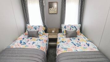 3 bedrooms, individually decorated, individually furnished, free WiFi