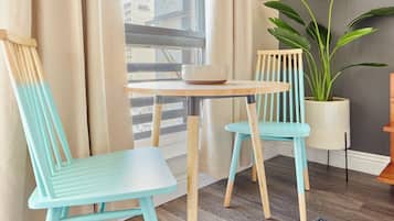 1 bedroom, individually decorated, individually furnished