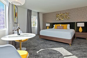 1 bedroom, individually decorated, individually furnished