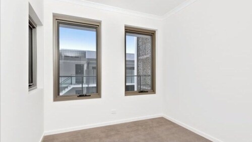 Convenient apartment at heart city