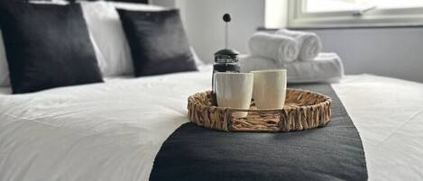 1 slaapkamer, een strijkplank/strijkijzer, reisbedje, gratis wifi