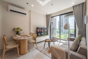Living area - LA Nest 1bed with pool view big deal (ho chi minh)