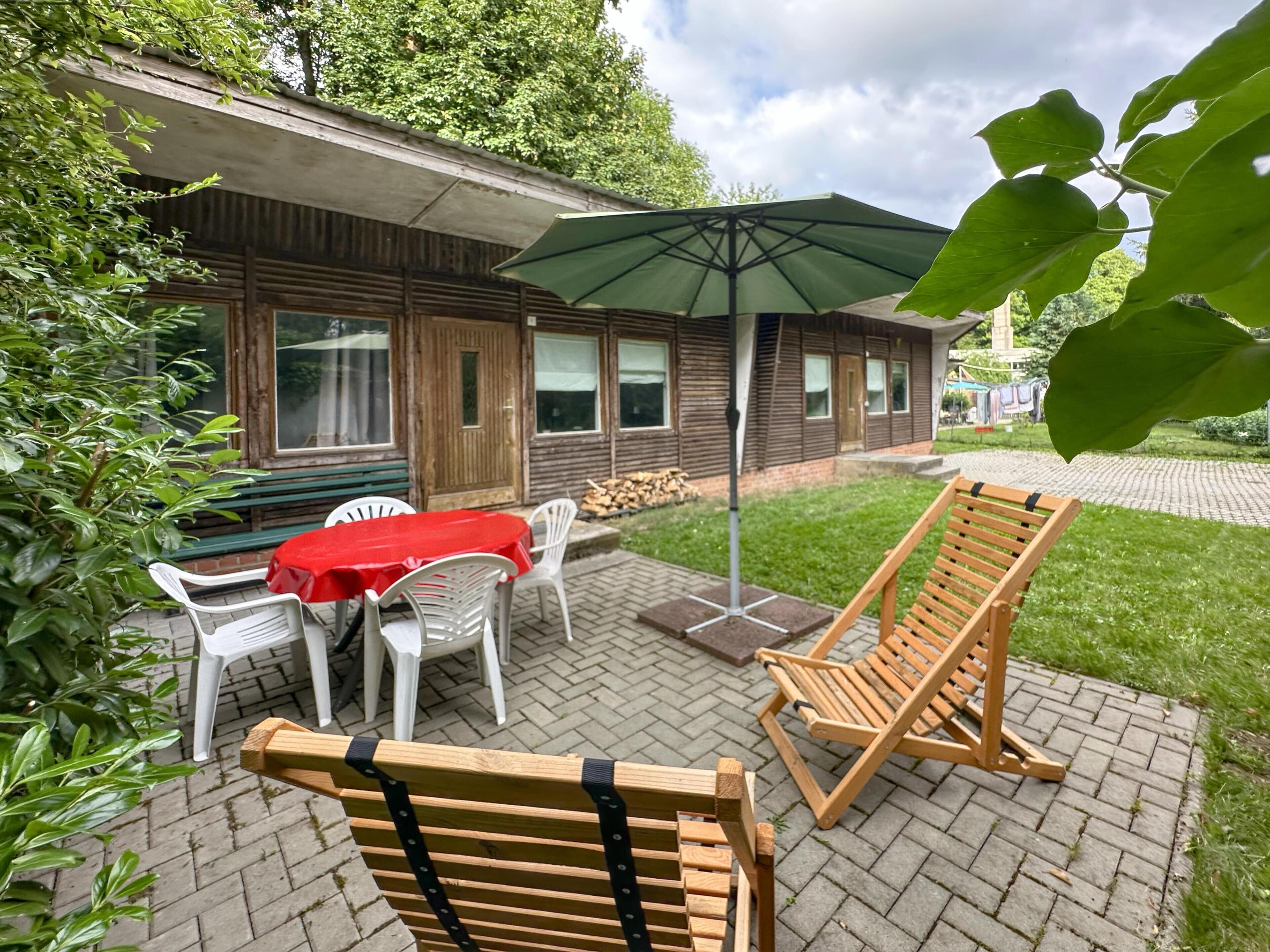 Außenseite Ferienhaus [Sommer]