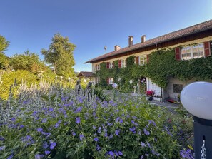 Property grounds - Cosy apartment with balcony in Bavarian Forest (Drachselsried OT Grafenried)