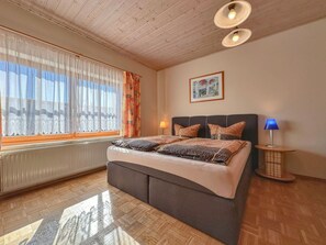 3 bedrooms, iron/ironing board, Internet - Cosy apartment with balcony in Bavarian Forest (Drachselsried OT Grafenried)