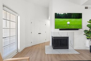 Interior - Chic 2BR: Patio, Hot Tub & Resort Pools! (Scottsdale)