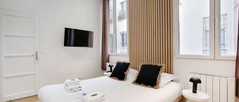 2 bedrooms, WiFi, bed sheets
