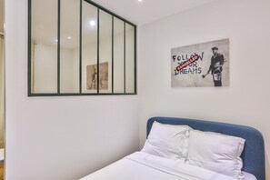 1 bedroom, WiFi, bed sheets