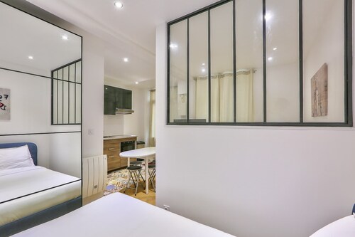 Bonne Nouvelle, Paris 2e Charmant appartement 4P