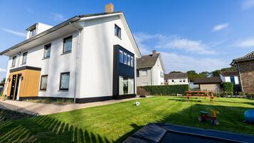 Apartment | 2 bedrooms, Internet