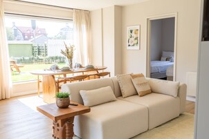 Apartment, Accessible | 2 bedrooms, desk, Internet