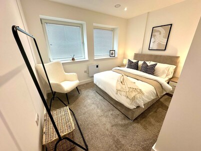 Host Stay Copper Box