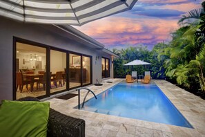 House, Accessible | 3 bedrooms - Relax in Luxury - 3 Bed 2 Bath Oasis With Pool (Oakland Park)