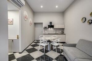 1 bedroom - Golden Rose in Naples (Naples)