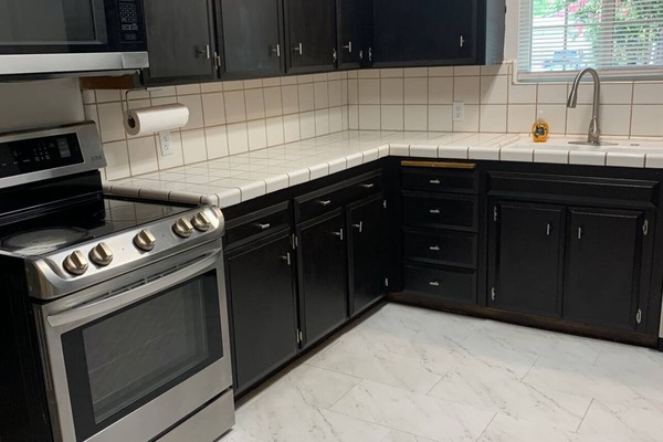 Frigorífic, microones, forn i placa de cuina