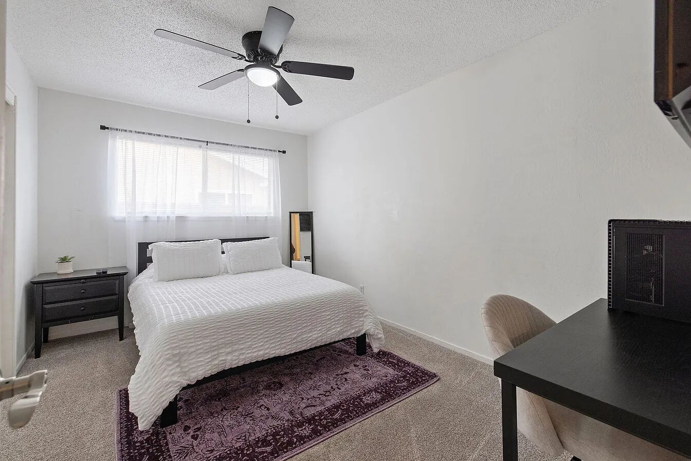 3 quartos, Wi-Fi de cortesia, roupa de cama