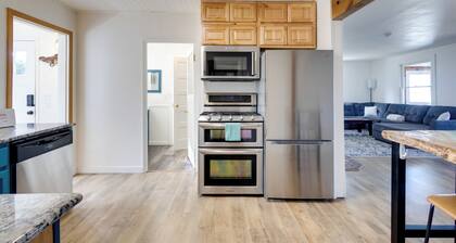 Walk to Shore: Rockaway Beach Retreat w/ Hot Tub!