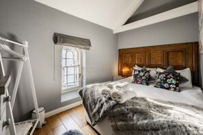 Apartment | 3 bedrooms - Host Stay The Chapel in Thornham (Hunstanton)