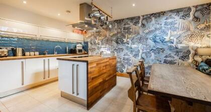 Host Stay The Chapel in Thornham