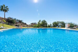 Apartment | 2 bedrooms - Cozy Getaway With Pool in Riviera del Sol - Ref 99 (Mijas)