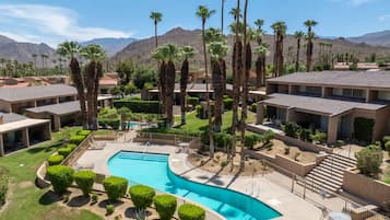 Apartment | 2 bedrooms, Internet