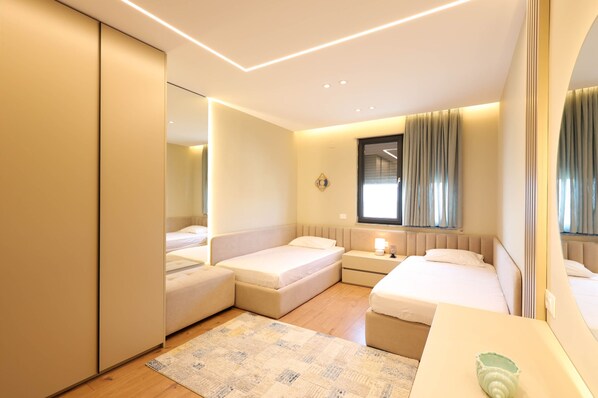 Apartment, Smoking | 2 bedrooms