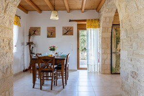 Villa | 3 bedrooms, soundproofing - Sunstone Villa Mountainview (Hersonissos)