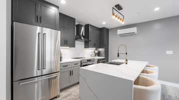 4 bedrooms