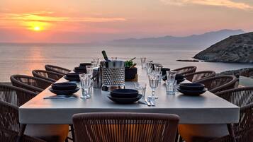 วิลล่า, พร้อมสิ่งอำนวยความสะดวกสำหรับผู้พิการ | 5 ห้องนอน