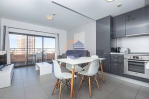 Apartment | 1 bedroom - 10 in Portim o With 1 Bedrooms and 1 Bathrooms (Portimão)