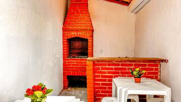 House, Smoking | 2 bedrooms