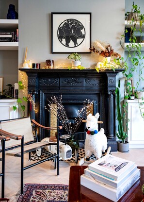 3 bedrooms, Internet - The Suburban Bliss With 3 Bedrooms and 2 5 Bathrooms (London)