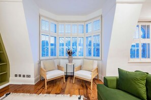 Apartment | 2 bedrooms, Internet - Maida Vale Mansions 2 bed -by Out of Office Lifestyle (London)