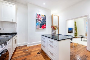Apartment - Maida Vale Mansions 2 bed -by Out of Office Lifestyle (London)