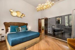5 Schlafzimmer, Bügeleisen/Bügelbrett, Reisekinderbett, kostenloses WLAN