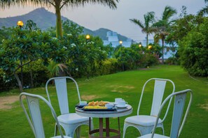Garden - Jeevantara Resort by Alaya Stays (Udaipur)